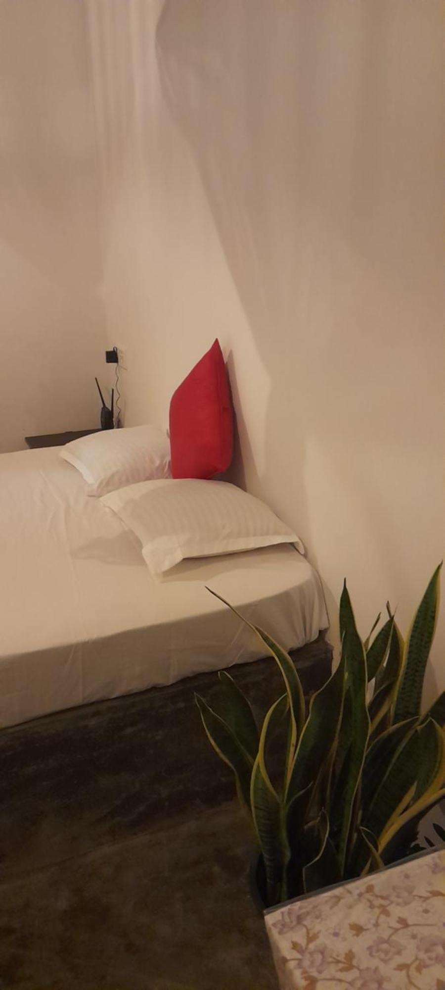 Linu Homestay Zuid-Dikwella Buitenkant foto