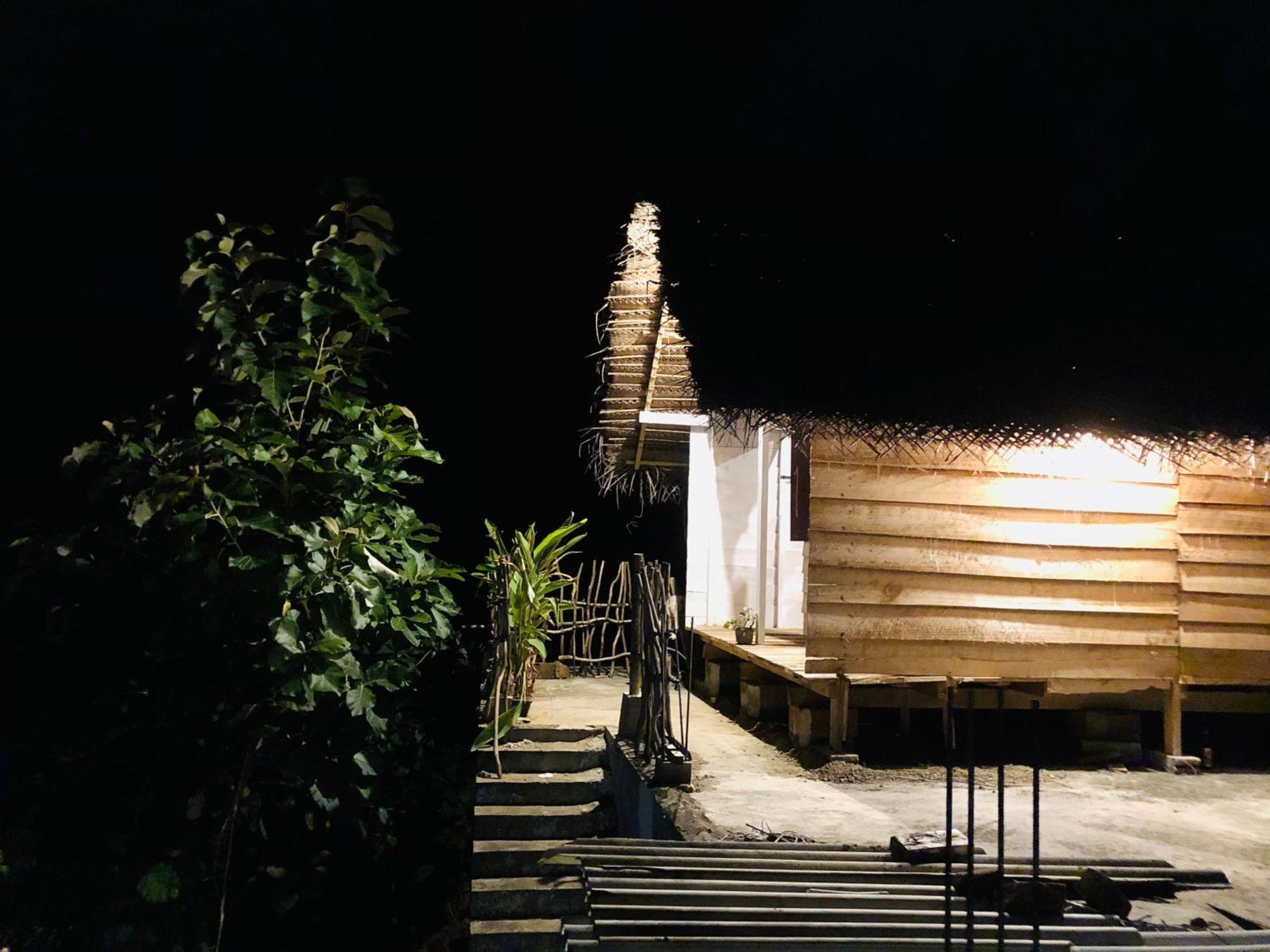 Linu Homestay Zuid-Dikwella Buitenkant foto